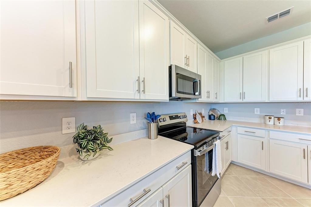 12320 Wellen Golf Street - Photo 10