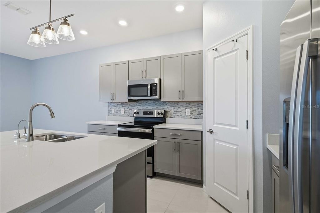 11779 Glenside Terrace - Photo 10