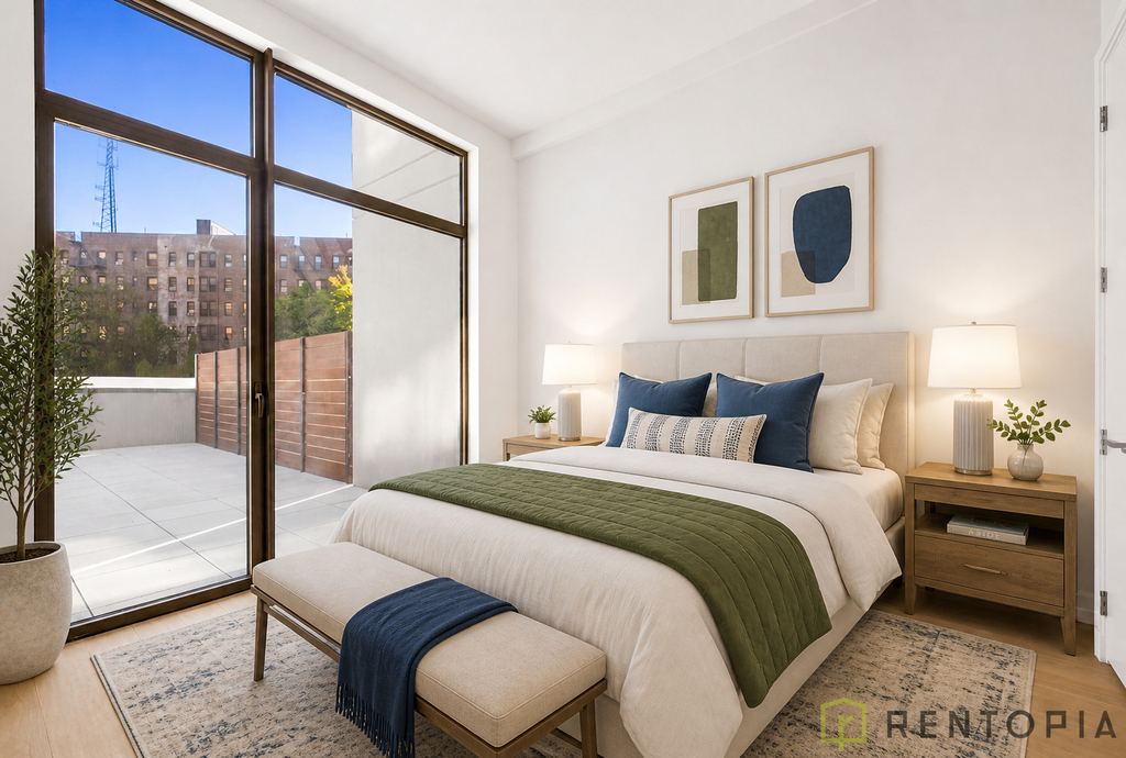 960 Franklin Avenue - Photo 3