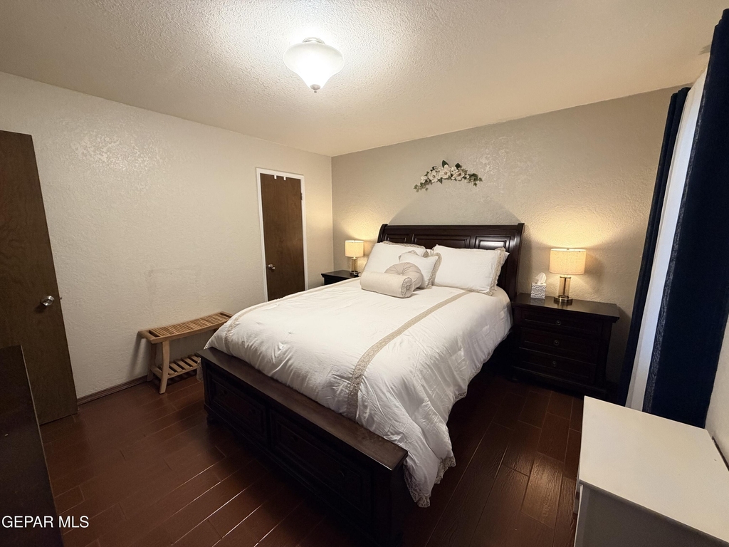 6201 Escondido Drive - Photo 4