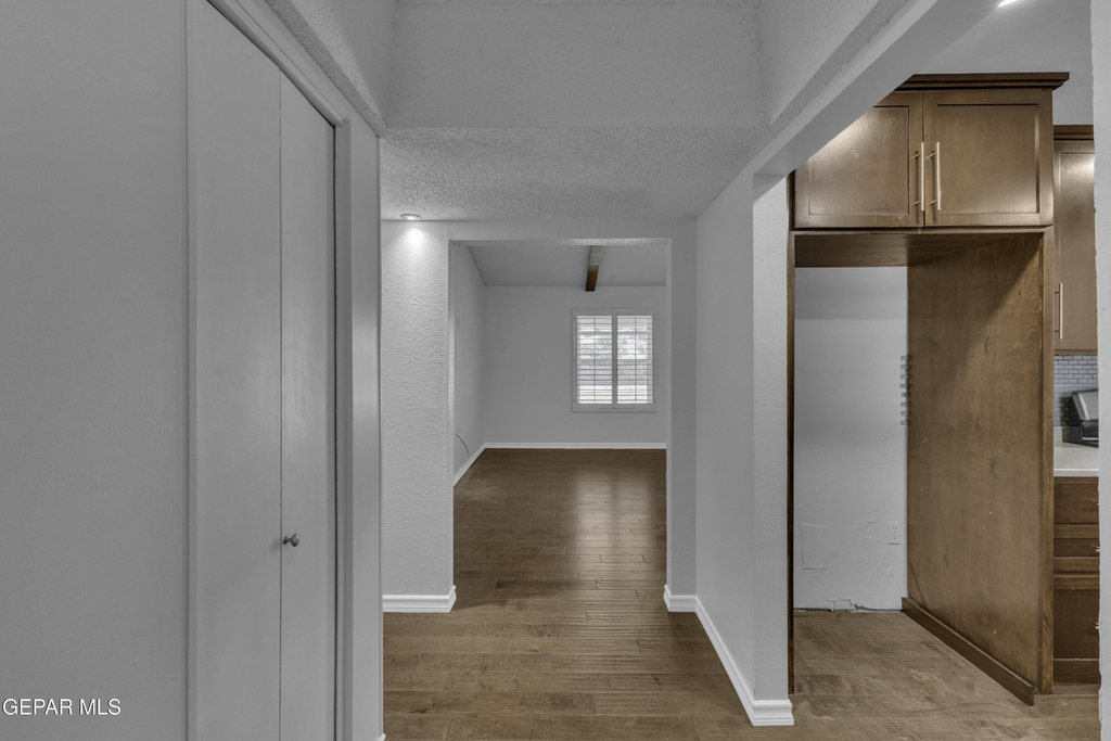 7112 Ramada Drive - Photo 4