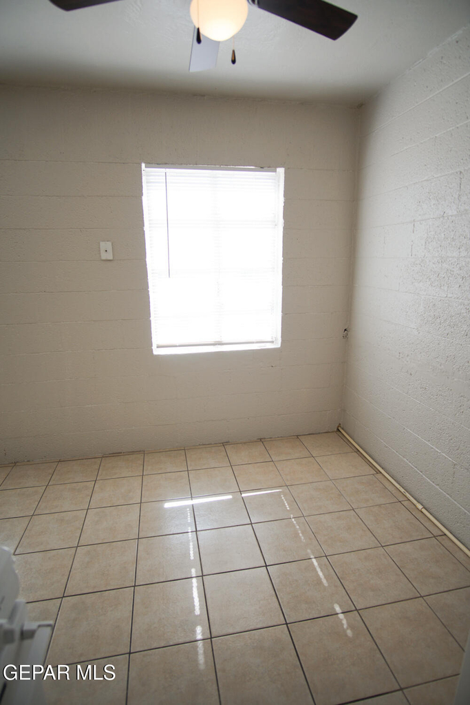 7303 Dale Road - Photo 5