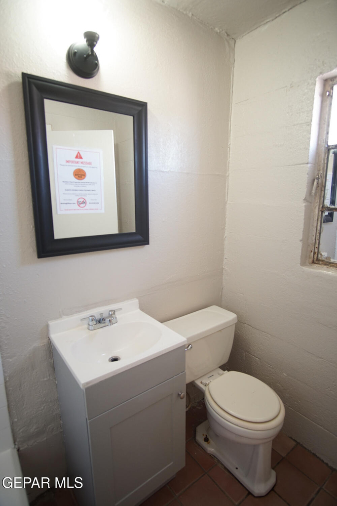 7303 Dale Road - Photo 8