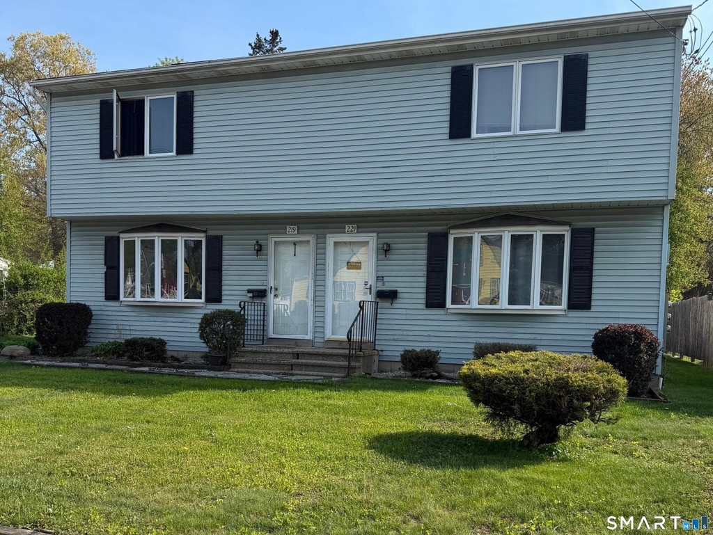 219 Nichols Drive - Photo 0