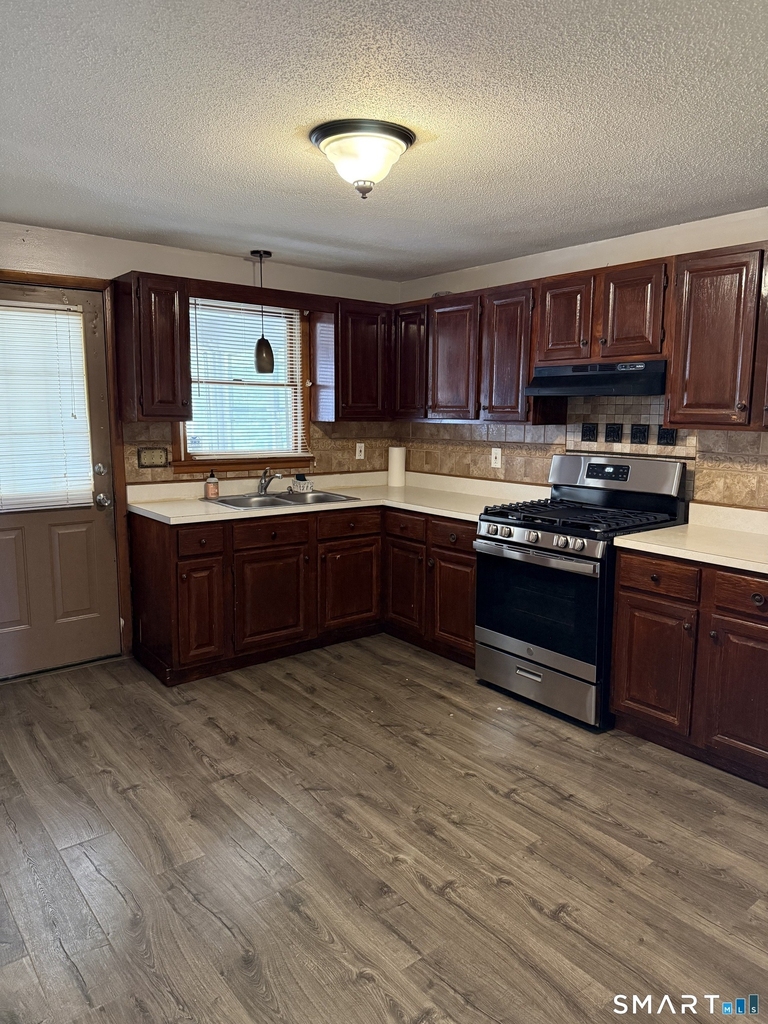 54 Roosevelt Street - Photo 4