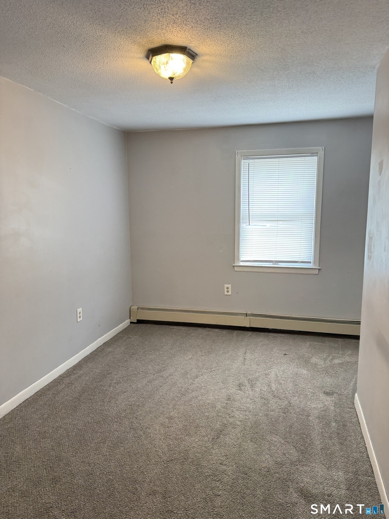 54 Roosevelt Street - Photo 8