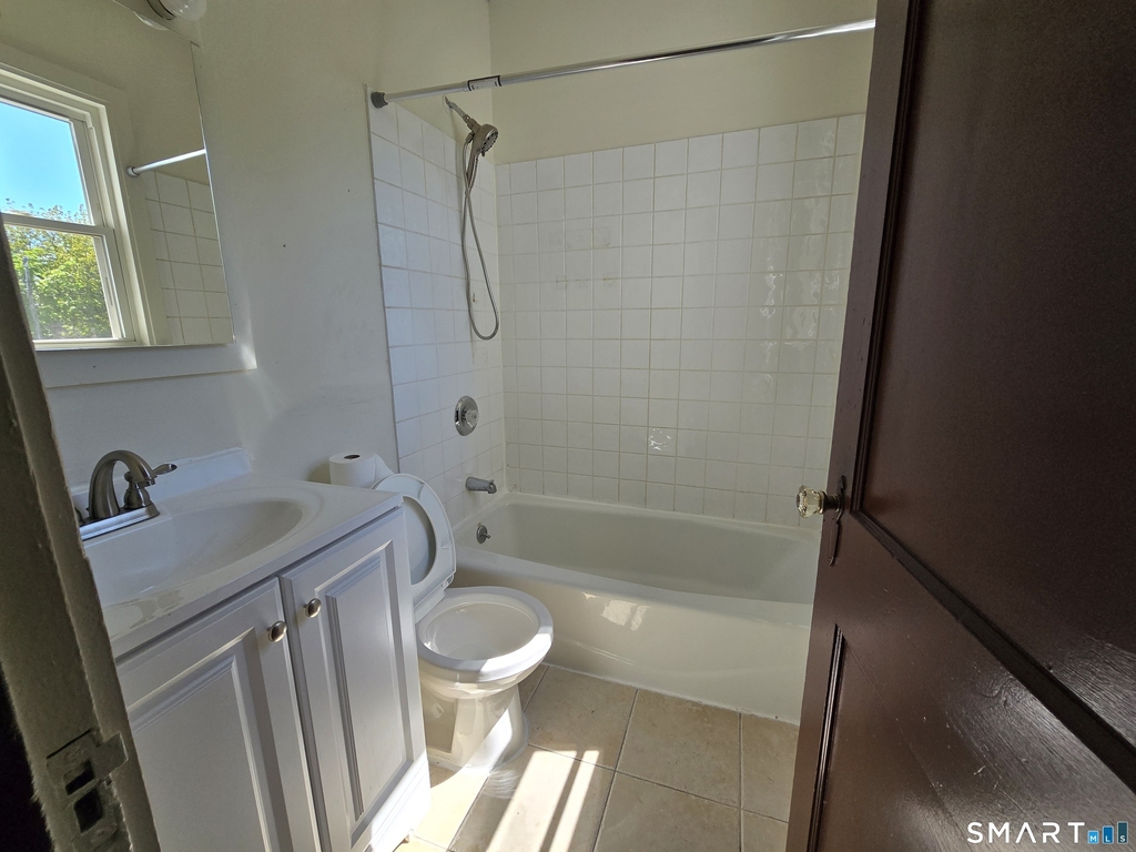 125 Hollister Avenue - Photo 9