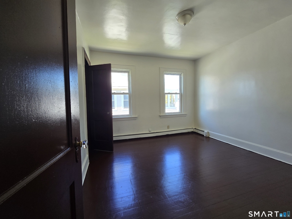 125 Hollister Avenue - Photo 6