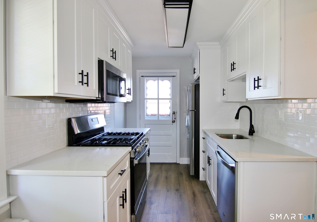 6 Revere Drive - Photo 16