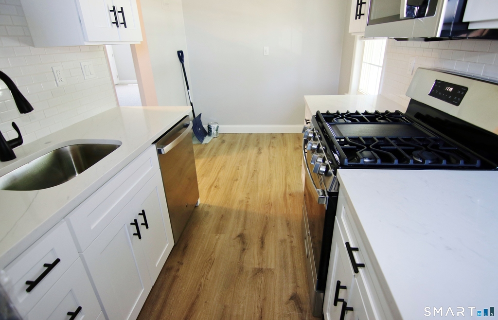 6 Revere Drive - Photo 15