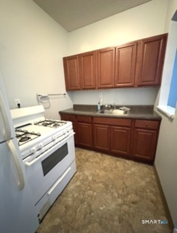 860 State Street - Photo 2