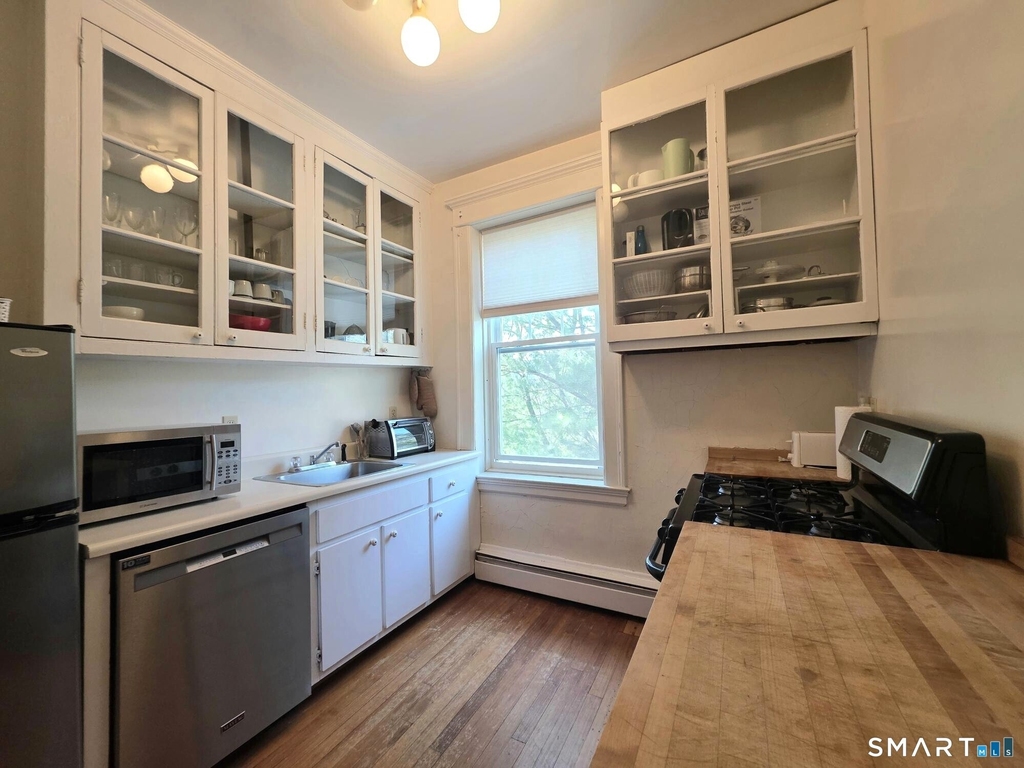 548 Orange Street - Photo 6
