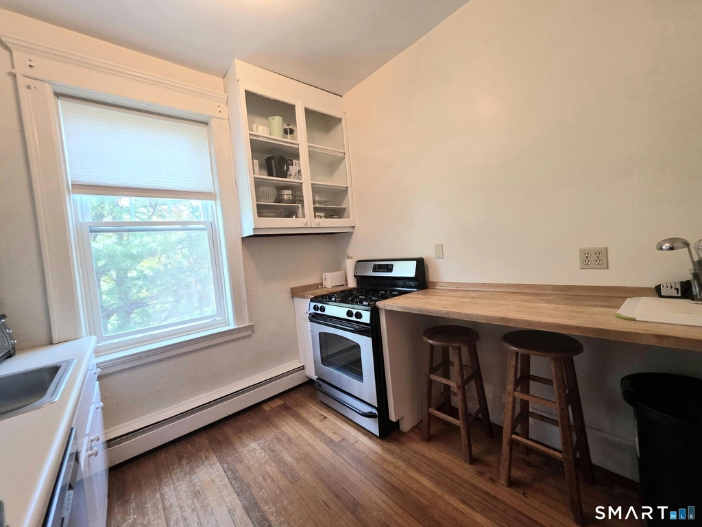 548 Orange Street - Photo 7