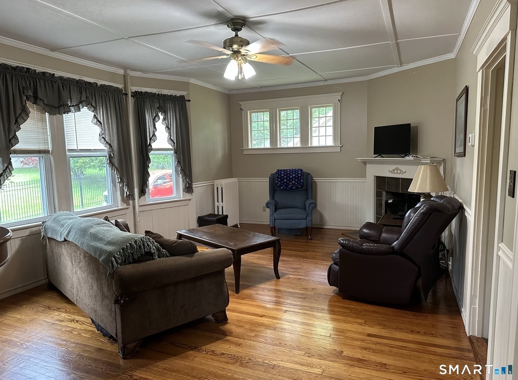 371 Prospect Street - Photo 4