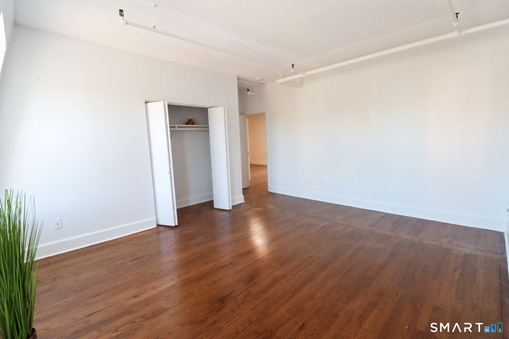 187 Bank Street - Photo 14