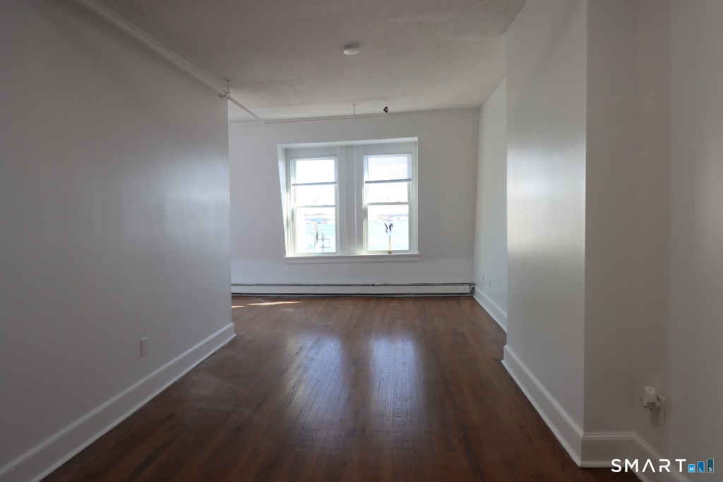 187 Bank Street - Photo 2