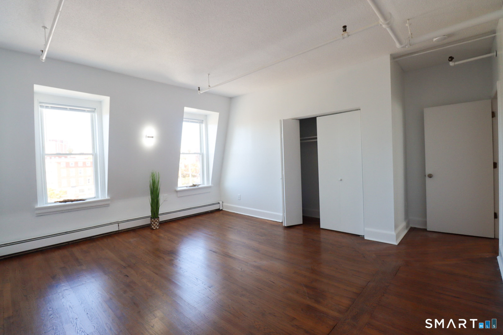 187 Bank Street - Photo 15