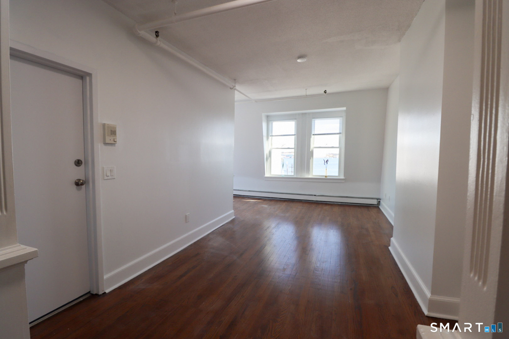 187 Bank Street - Photo 9
