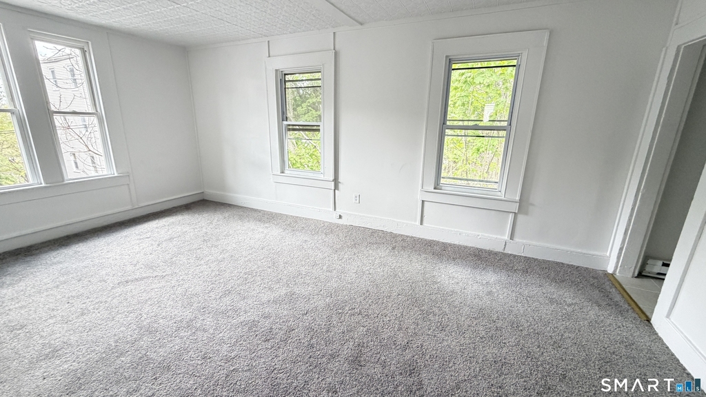 113 Southview Street - Photo 2