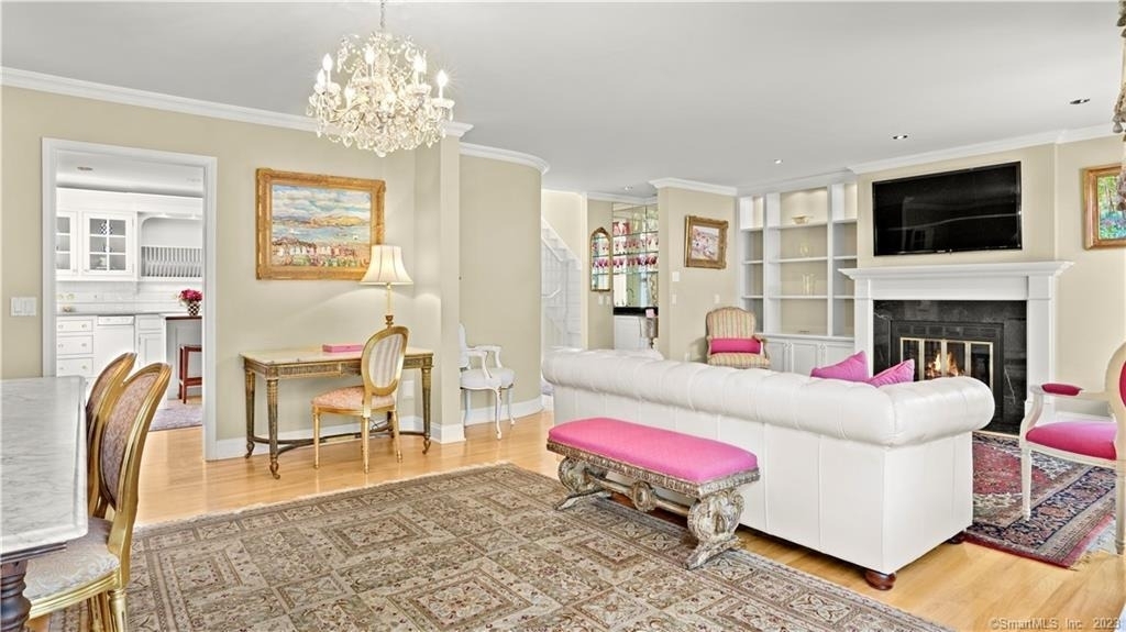 162 Regents Park - Photo 5