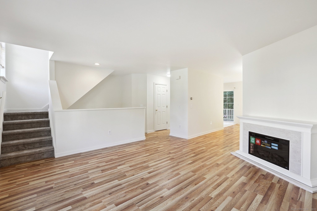 14 South Street - Photo 3