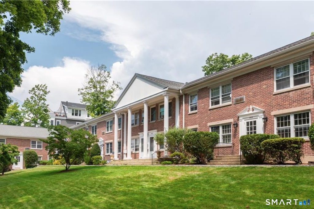 228 Park Street - Photo 0