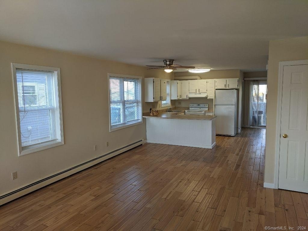 42 Ferris Street - Photo 3