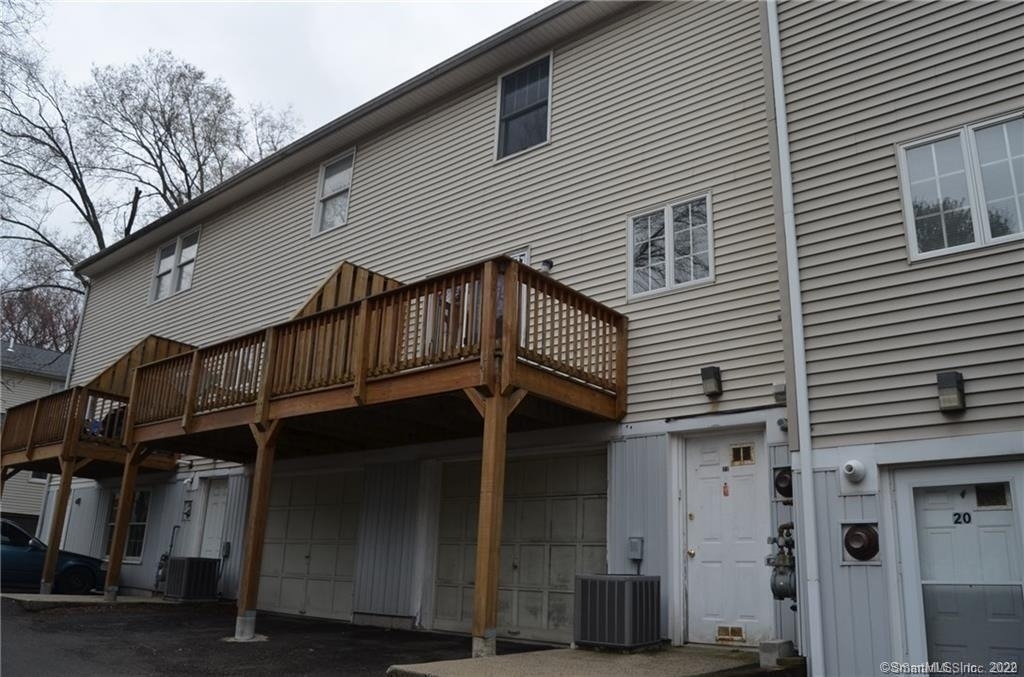 22 Chamberlain Street - Photo 1