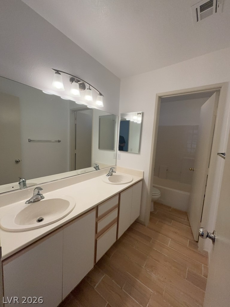 5438 Old Oak Court - Photo 10