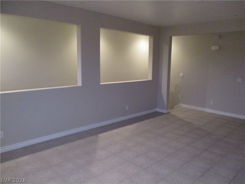 8421 Insignia Avenue - Photo 8