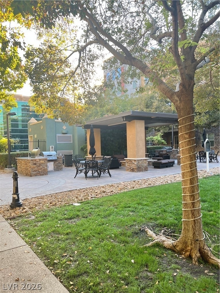 32 E Serene Avenue - Photo 2