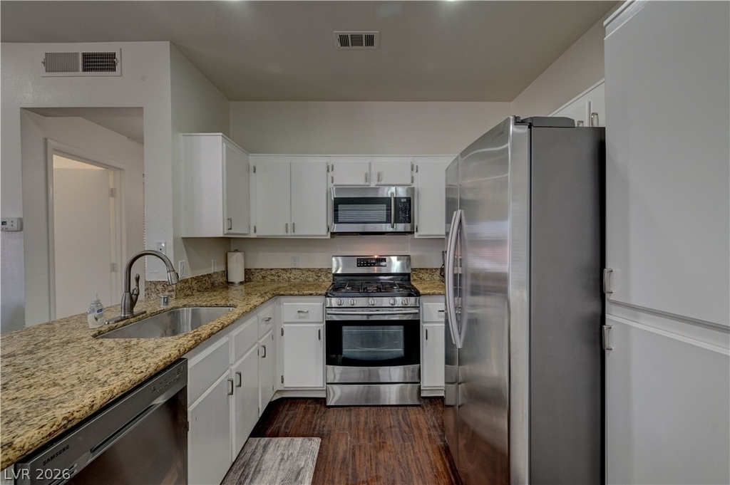 251 S Green Valley Parkway - Photo 15