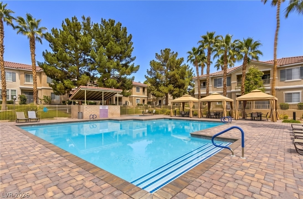 251 S Green Valley Parkway - Photo 36