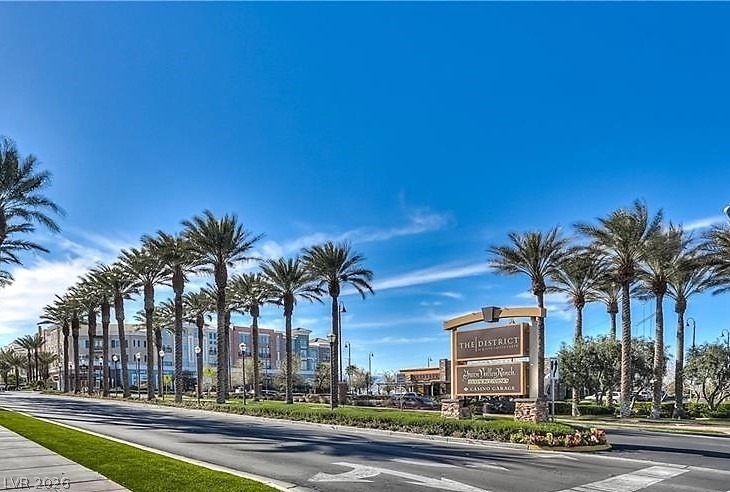 251 S Green Valley Parkway - Photo 43