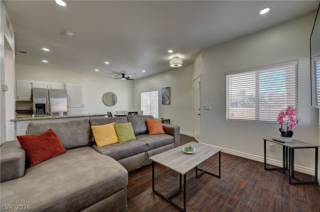 251 S Green Valley Parkway - Photo 7