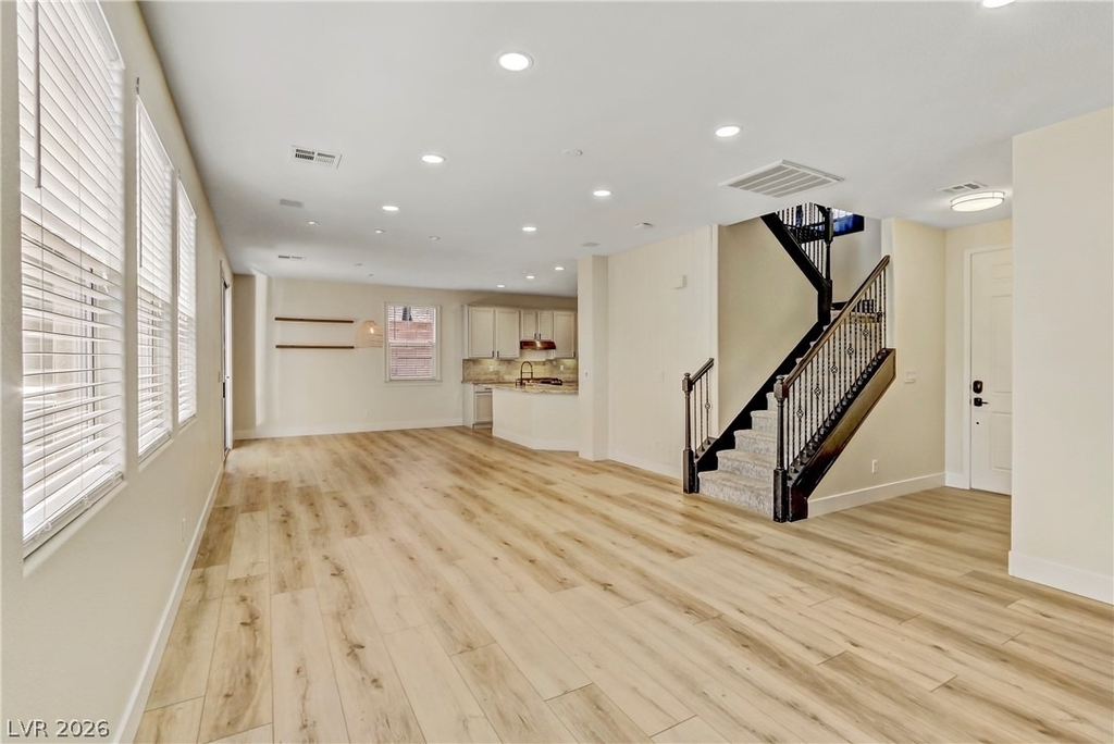11223 Tribiani Ave Avenue - Photo 6