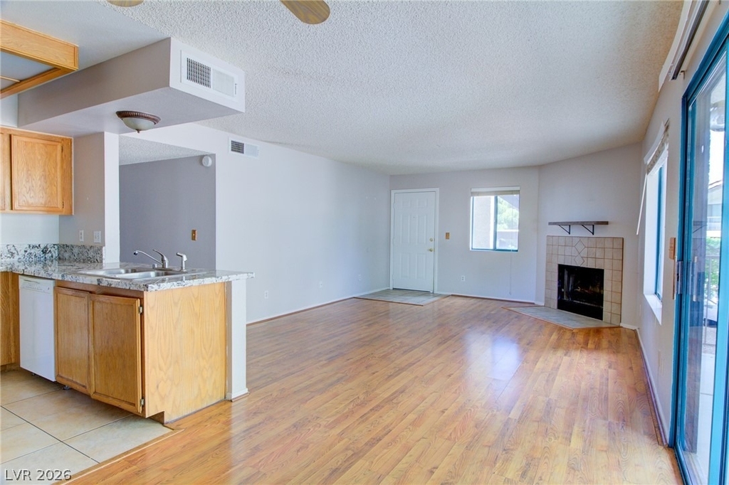 1575 W Warm Springs Road - Photo 11