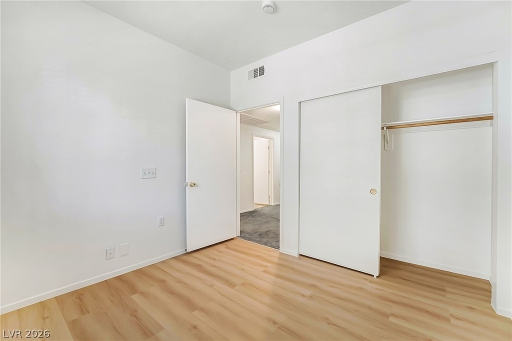 10245 S Maryland Parkway - Photo 18