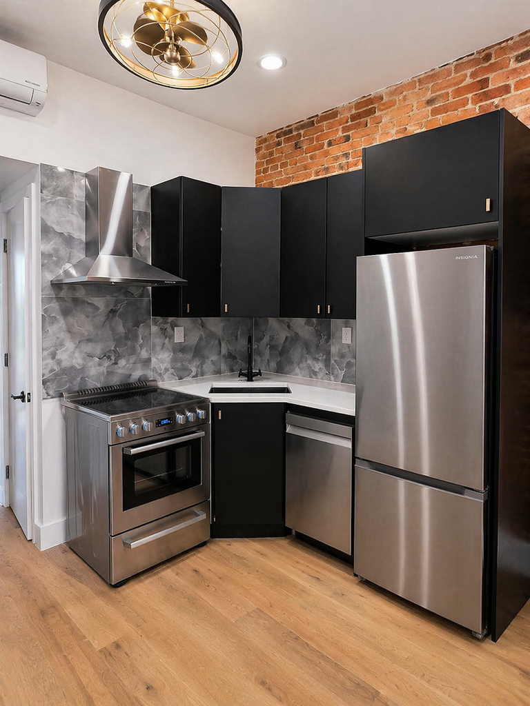 1582 DeKalb Ave - Photo 3