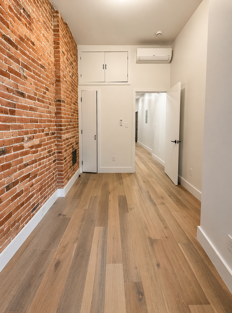 1582 DeKalb Ave - Photo 6