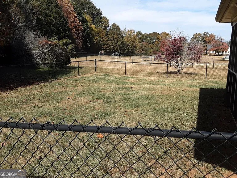 1070 Camden Park Drive - Photo 13