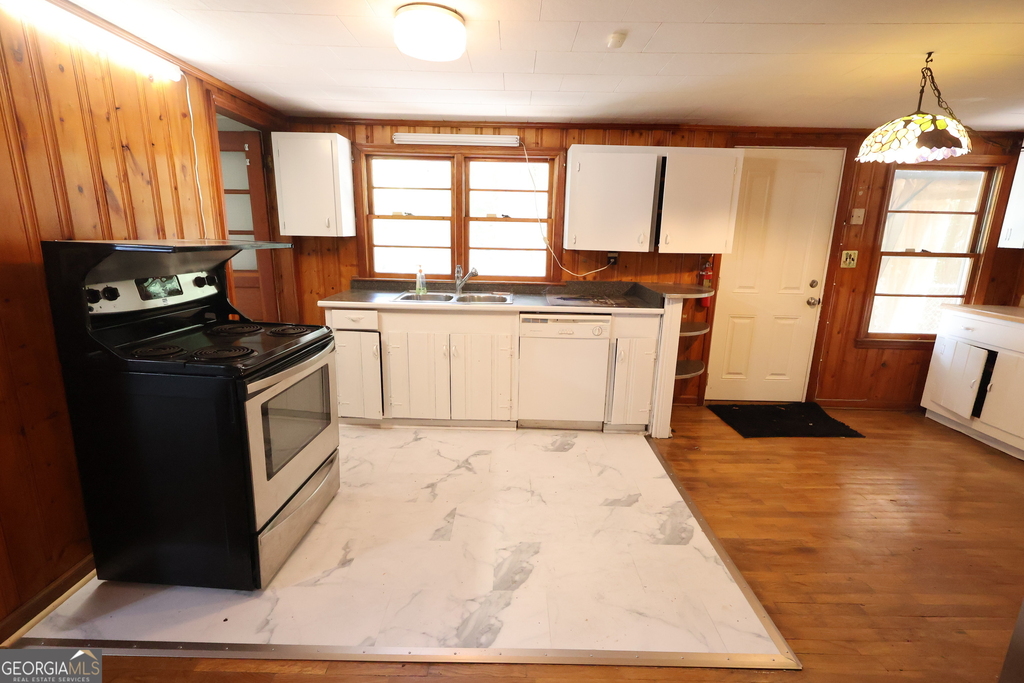 140 Bell Avenue Se - Photo 3