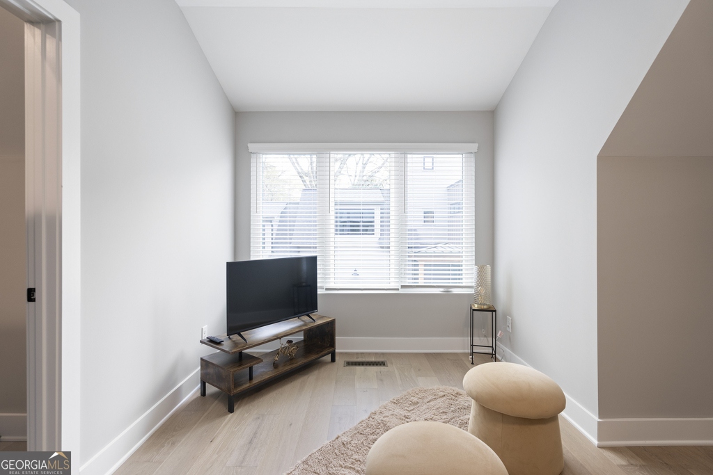 1231 Holly Street - Photo 44