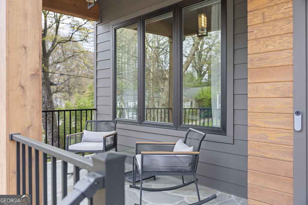 1231 Holly Street - Photo 7