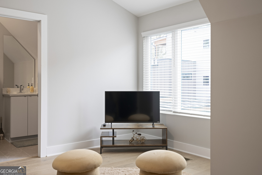 1231 Holly Street - Photo 45