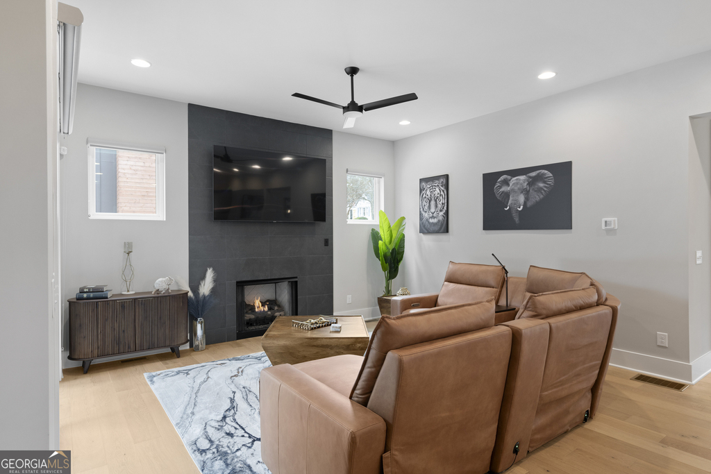 1231 Holly Street - Photo 34