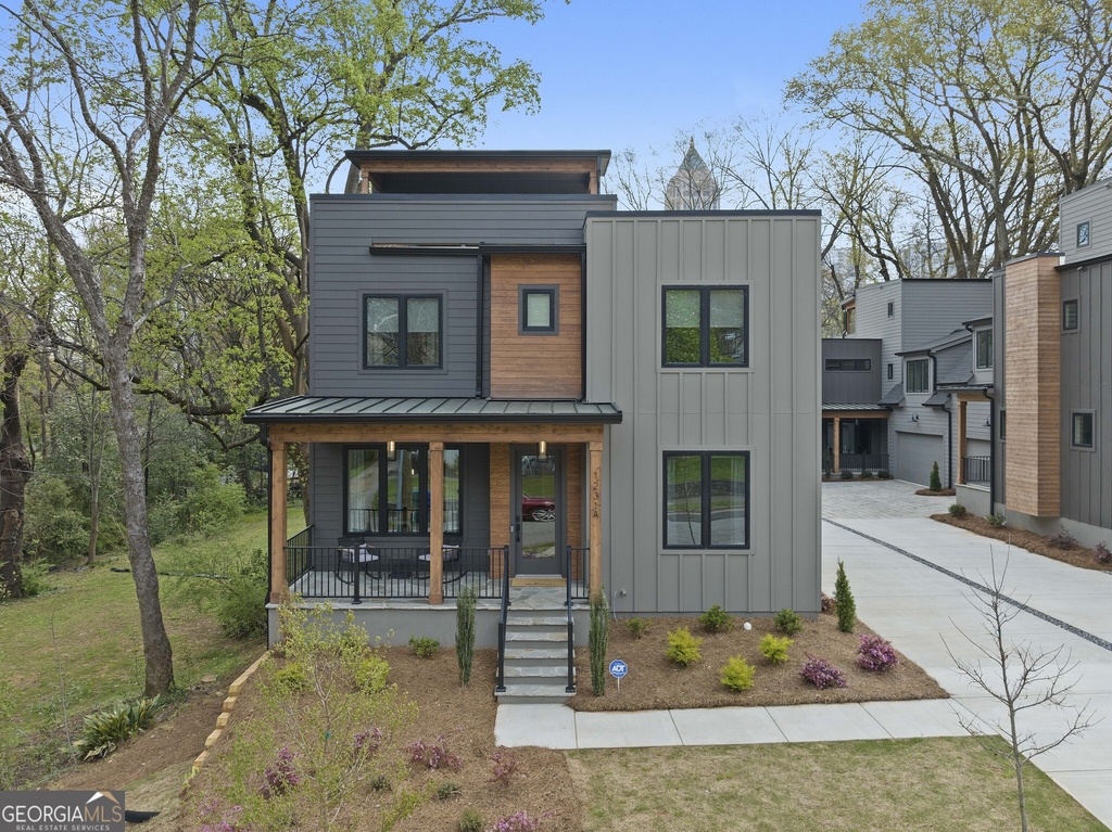 1231 Holly Street - Photo 5
