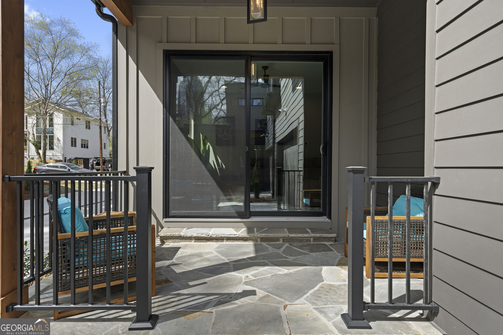 1231 Holly Street - Photo 12