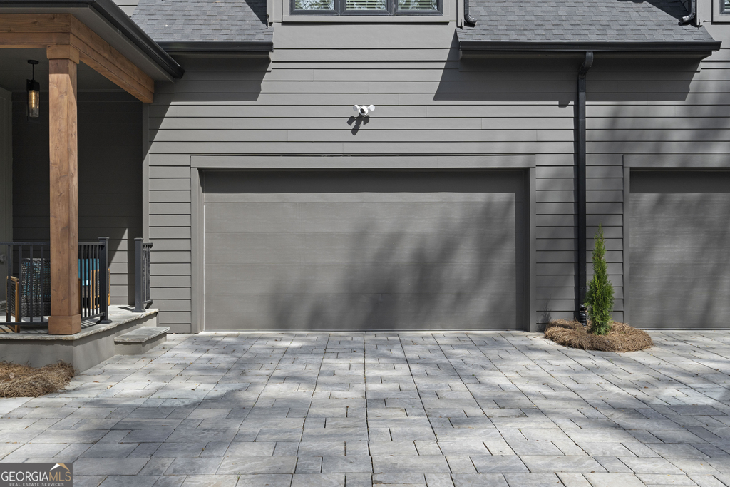 1231 Holly Street - Photo 10