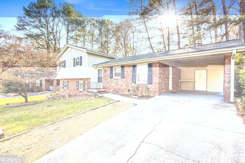 2922 Appling Way - Photo 1